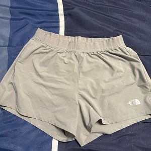 TNF Women’s Wander Shorts
